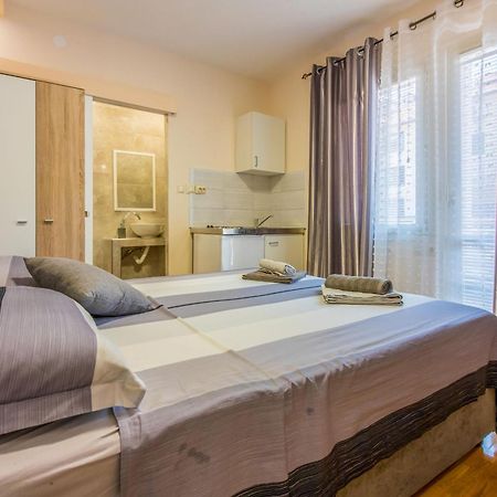 קריקווניצה Apartments And Room Art מראה חיצוני תמונה