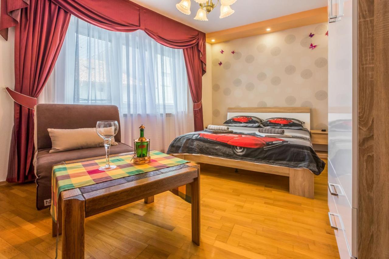קריקווניצה Apartments And Room Art מראה חיצוני תמונה