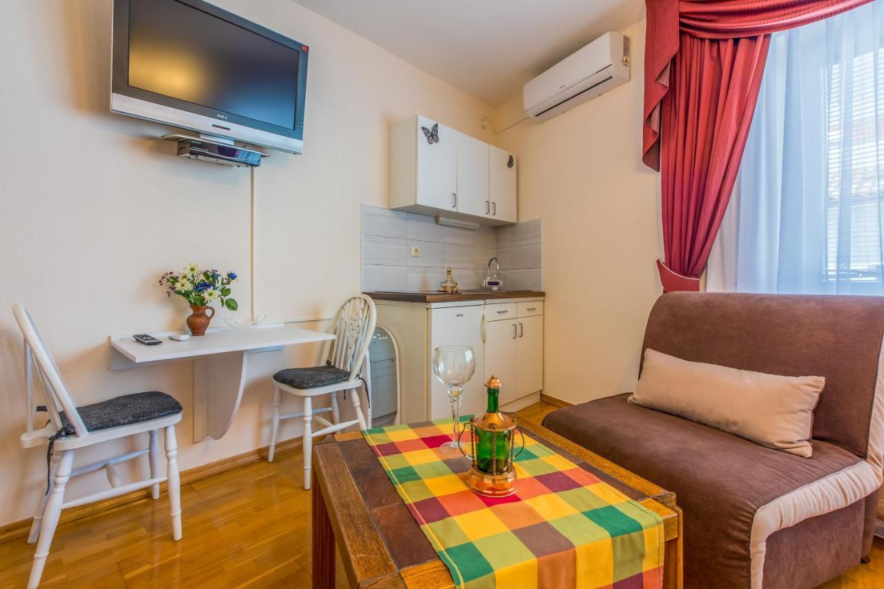 קריקווניצה Apartments And Room Art מראה חיצוני תמונה
